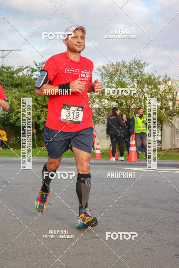 Buy your photos of the eventSantander Track&Field Run Series - Cidade Center Norte on Fotop