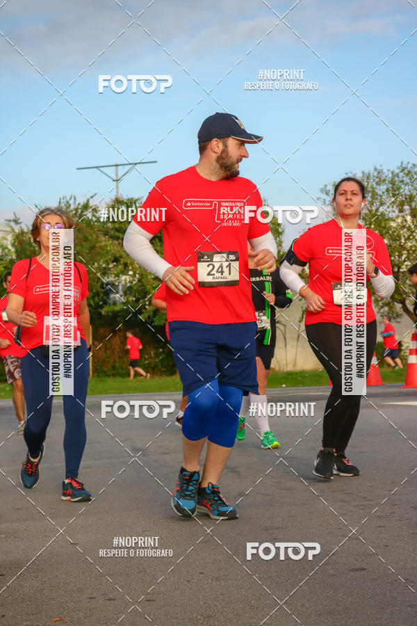 Buy your photos of the eventSantander Track&Field Run Series - Cidade Center Norte on Fotop