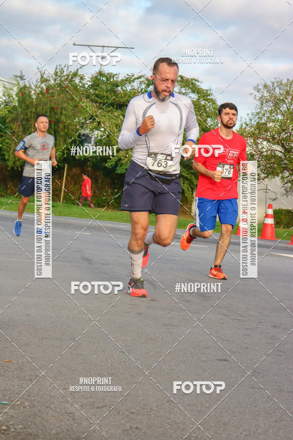 Achetez vos photos de l'�v�nementSantander Track&Field Run Series - Cidade Center Norte sur Fotop