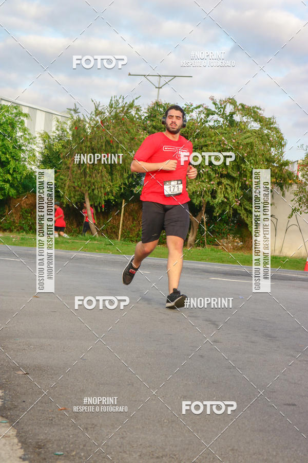 Buy your photos of the eventSantander Track&Field Run Series - Cidade Center Norte on Fotop