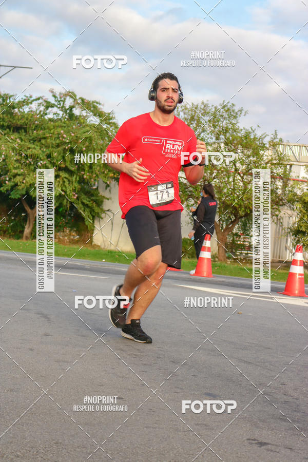 Buy your photos of the eventSantander Track&Field Run Series - Cidade Center Norte on Fotop