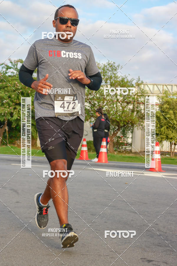 Compre as suas fotos do eventoSantander Track&Field Run Series - Cidade Center Norte no Fotop