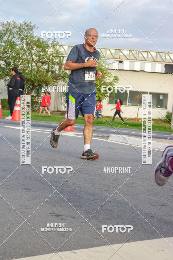 Compre as suas fotos do eventoSantander Track&Field Run Series - Cidade Center Norte no Fotop