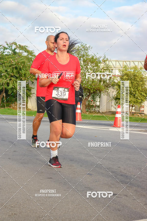 Compre as suas fotos do eventoSantander Track&Field Run Series - Cidade Center Norte no Fotop