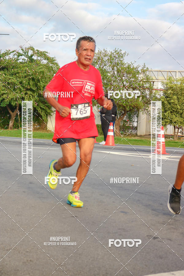 Compre as suas fotos do eventoSantander Track&Field Run Series - Cidade Center Norte no Fotop