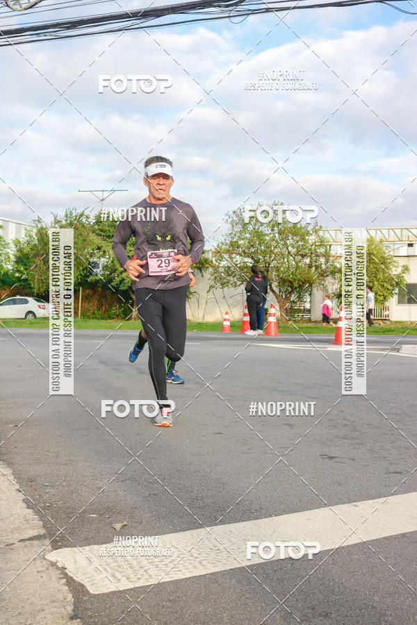 Compra tus fotos del eventoSantander Track&Field Run Series - Cidade Center Norte En Fotop
