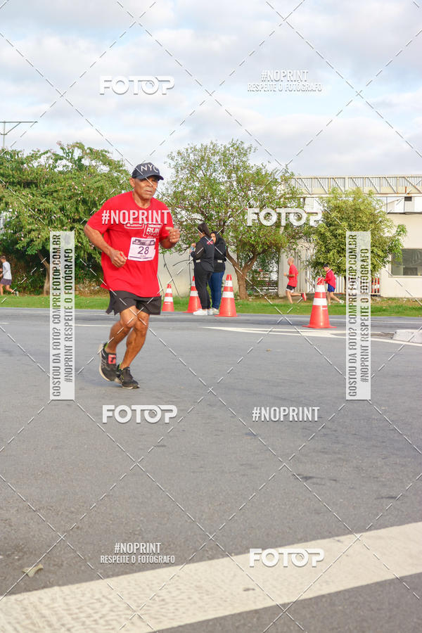 Compra tus fotos del eventoSantander Track&Field Run Series - Cidade Center Norte En Fotop