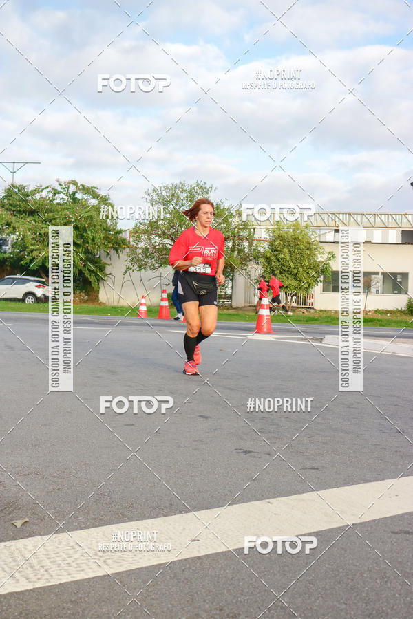 Achetez vos photos de l'vnementSantander Track&Field Run Series - Cidade Center Norte sur Fotop