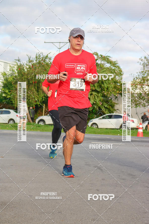 Buy your photos of the eventSantander Track&Field Run Series - Cidade Center Norte on Fotop