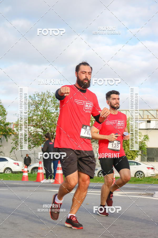 Buy your photos of the eventSantander Track&Field Run Series - Cidade Center Norte on Fotop
