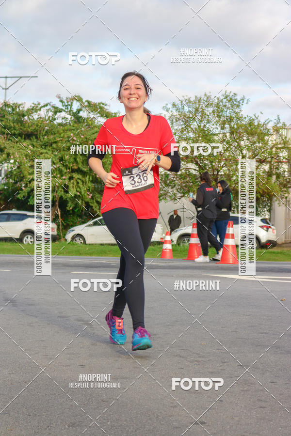 Buy your photos of the eventSantander Track&Field Run Series - Cidade Center Norte on Fotop
