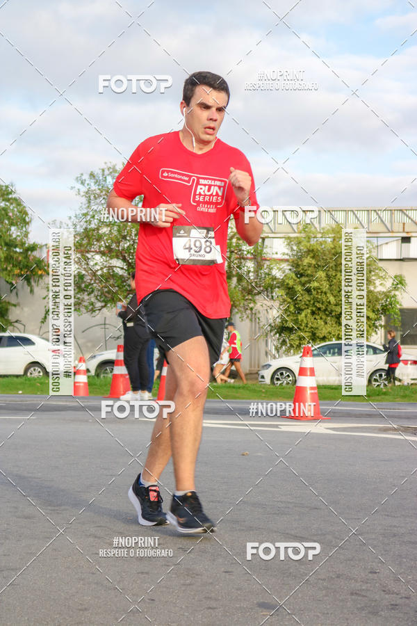 Buy your photos of the eventSantander Track&Field Run Series - Cidade Center Norte on Fotop
