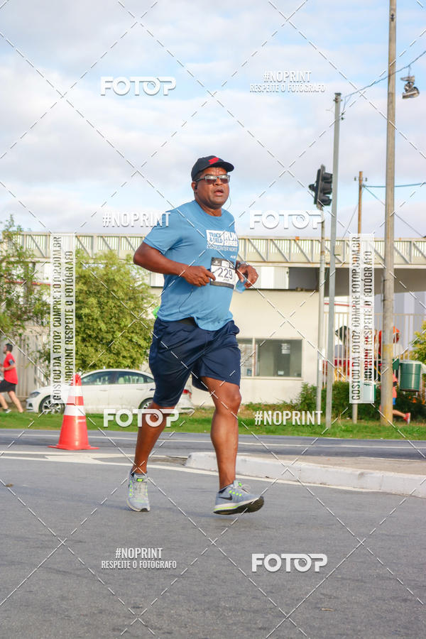 Acquista le foto dell'eventoSantander Track&Field Run Series - Cidade Center Norte in Fotop