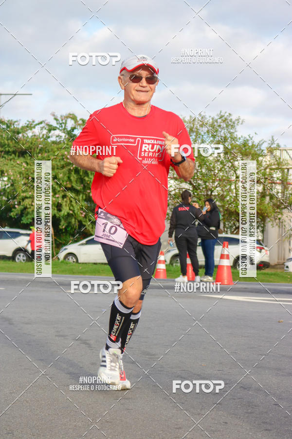 Buy your photos of the eventSantander Track&Field Run Series - Cidade Center Norte on Fotop