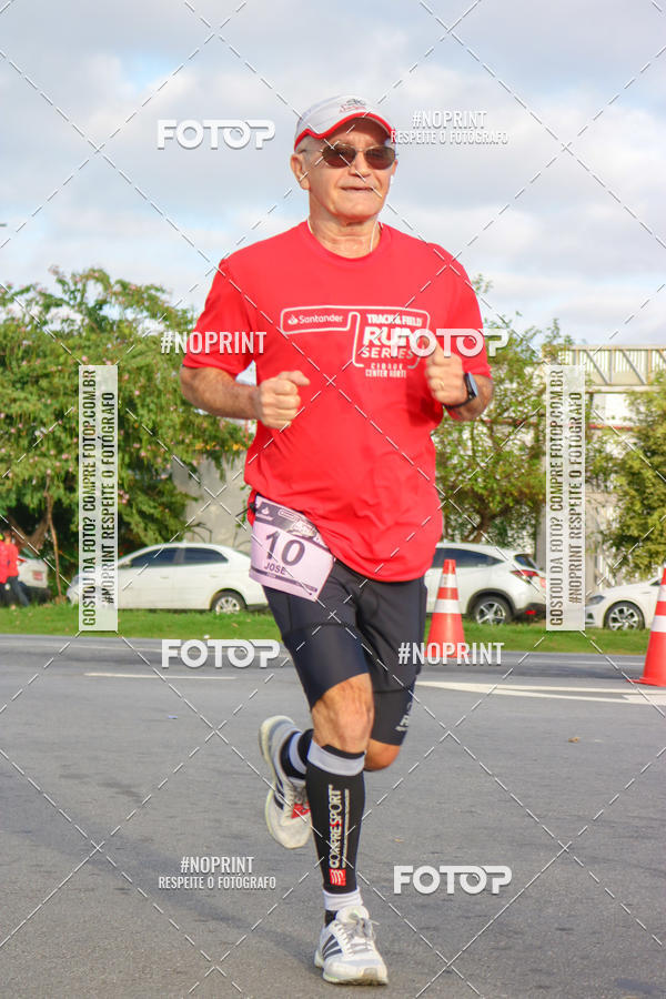 Buy your photos of the eventSantander Track&Field Run Series - Cidade Center Norte on Fotop