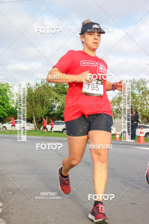 Buy your photos of the eventSantander Track&Field Run Series - Cidade Center Norte on Fotop