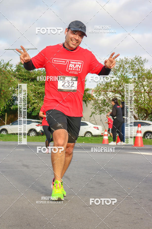 Buy your photos of the eventSantander Track&Field Run Series - Cidade Center Norte on Fotop