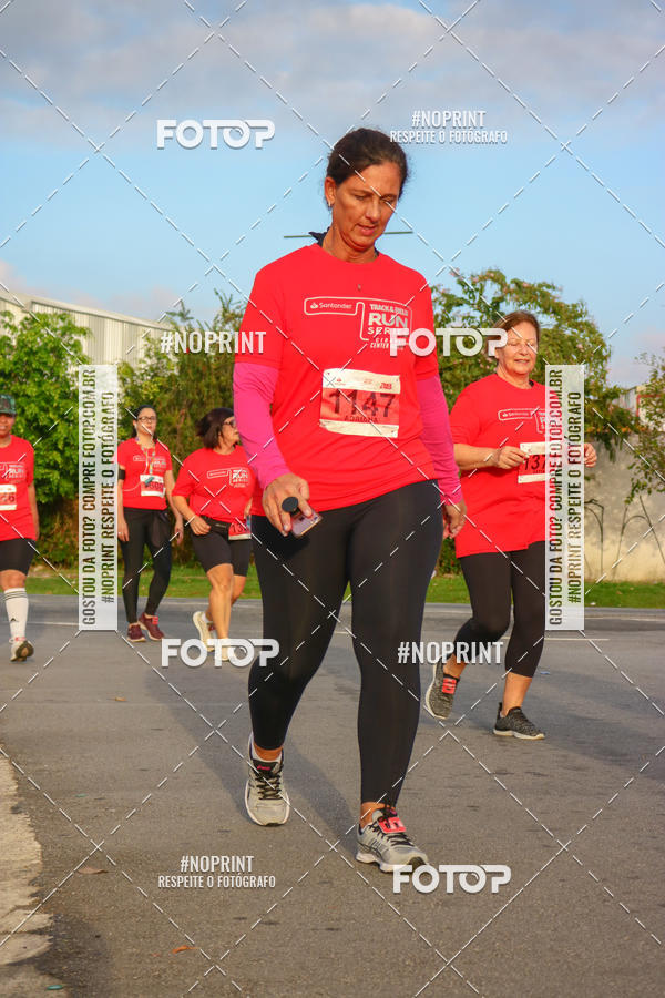 Buy your photos of the eventSantander Track&Field Run Series - Cidade Center Norte on Fotop