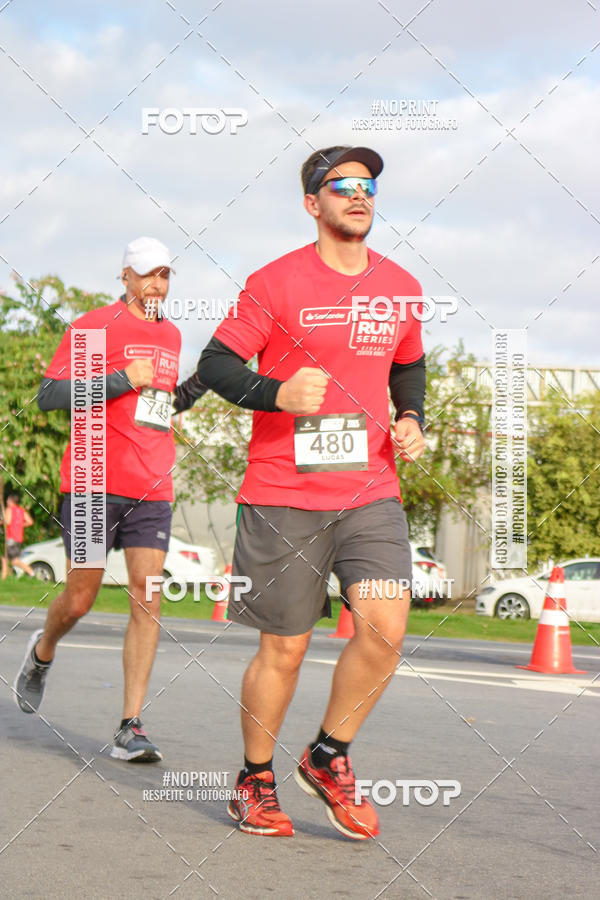Acquista le foto dell'eventoSantander Track&Field Run Series - Cidade Center Norte in Fotop