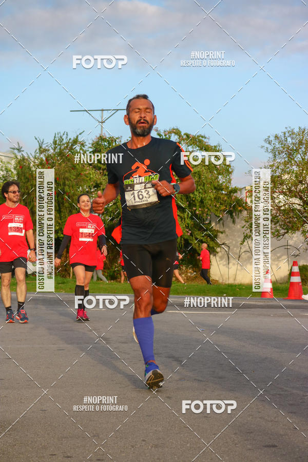 Buy your photos of the eventSantander Track&Field Run Series - Cidade Center Norte on Fotop