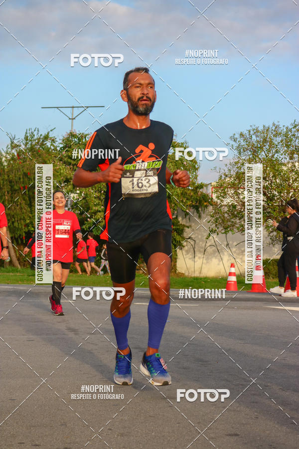 Buy your photos of the eventSantander Track&Field Run Series - Cidade Center Norte on Fotop