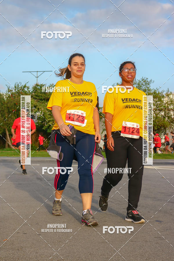 Buy your photos of the eventSantander Track&Field Run Series - Cidade Center Norte on Fotop