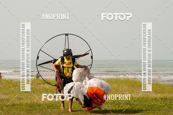 Acquista le foto dell'eventoRecorde Mundial de Paramotor em Itanham in Fotop