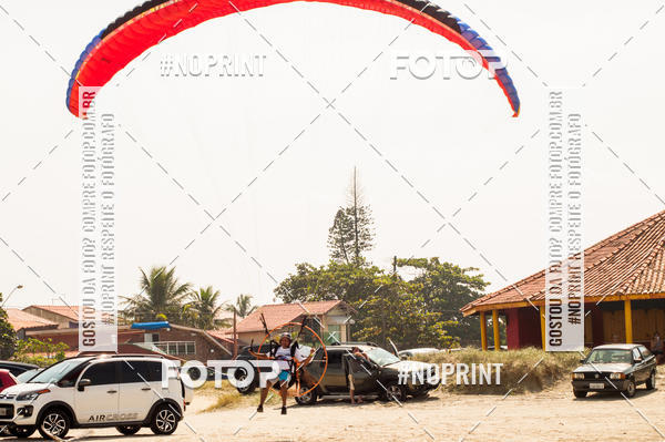 Compre suas fotos do eventoRecorde Mundial de Paramotor em Itanham no Fotop