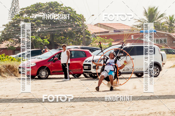 Compre suas fotos do eventoRecorde Mundial de Paramotor em Itanham no Fotop