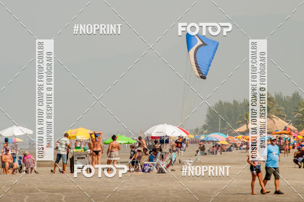 Compre suas fotos do eventoRecorde Mundial de Paramotor em Itanham no Fotop