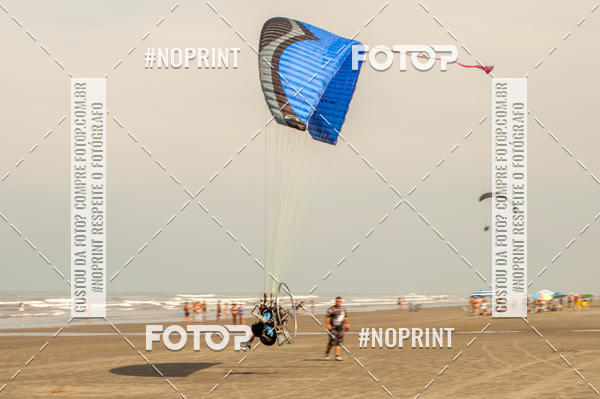 Achetez vos photos de l'vnementRecorde Mundial de Paramotor em Itanham sur Fotop