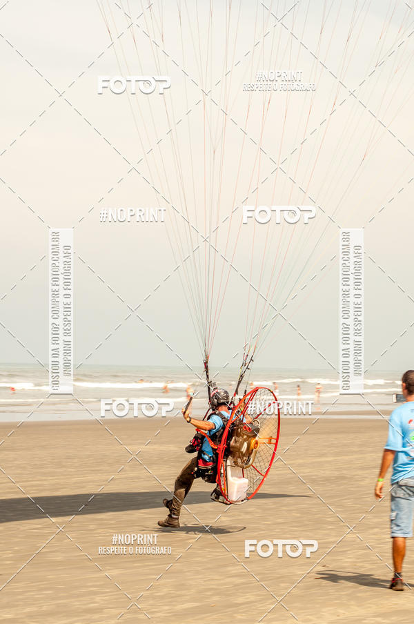 Achetez vos photos de l'vnementRecorde Mundial de Paramotor em Itanham sur Fotop