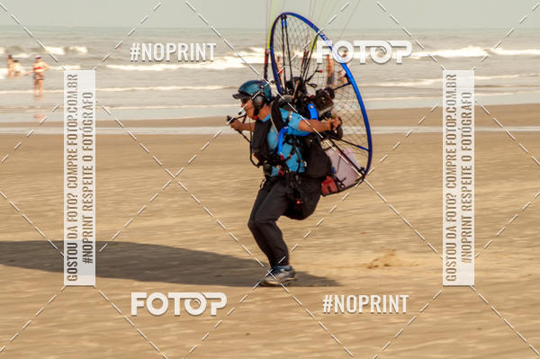 Achetez vos photos de l'vnementRecorde Mundial de Paramotor em Itanham sur Fotop