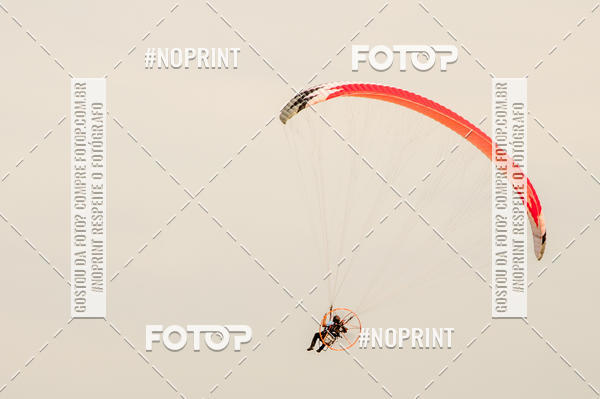 Achetez vos photos de l'vnementRecorde Mundial de Paramotor em Itanham sur Fotop