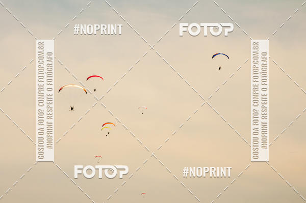 Achetez vos photos de l'vnementRecorde Mundial de Paramotor em Itanham sur Fotop