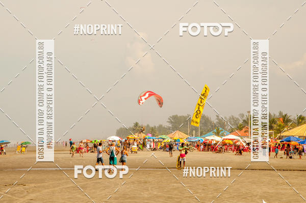 Compre suas fotos do eventoRecorde Mundial de Paramotor em Itanham no Fotop