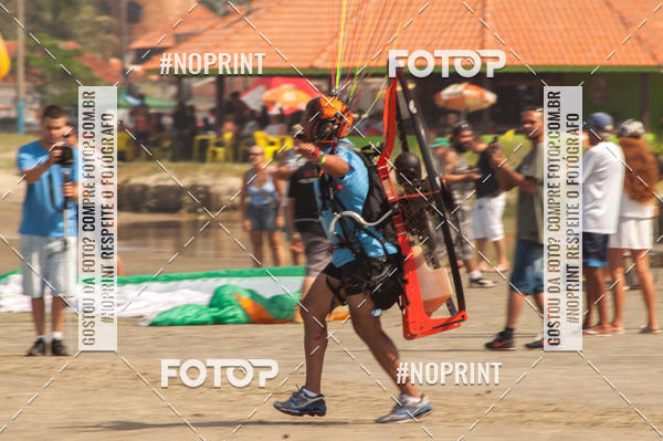 Compre suas fotos do eventoRecorde Mundial de Paramotor em Itanham no Fotop