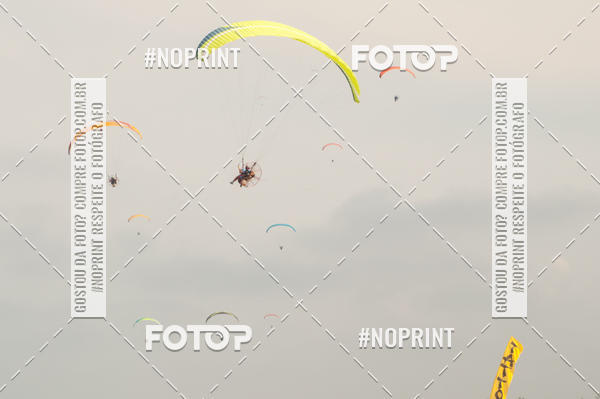 Acquista le foto dell'eventoRecorde Mundial de Paramotor em Itanham in Fotop