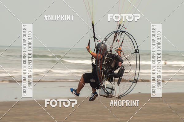 Compre as suas fotos do eventoRecorde Mundial de Paramotor em Itanham no Fotop