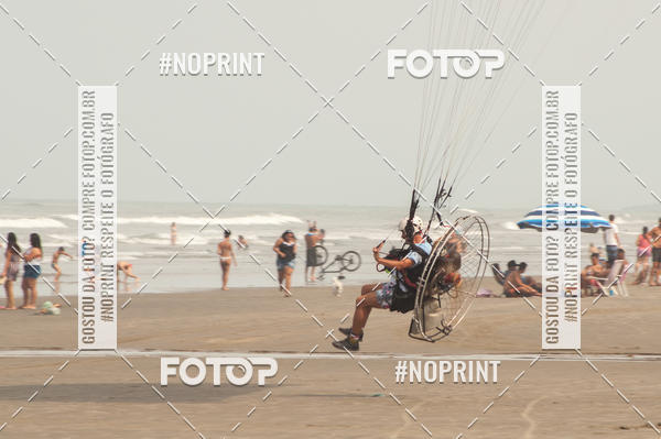 Compre as suas fotos do eventoRecorde Mundial de Paramotor em Itanham no Fotop