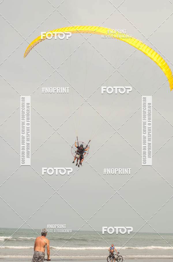 Acquista le foto dell'eventoRecorde Mundial de Paramotor em Itanham in Fotop
