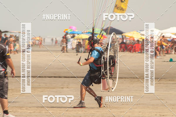 Acquista le foto dell'eventoRecorde Mundial de Paramotor em Itanham in Fotop