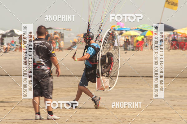 Achetez vos photos de l'vnementRecorde Mundial de Paramotor em Itanham sur Fotop