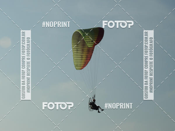 Achetez vos photos de l'vnementRecorde Mundial de Paramotor em Itanham sur Fotop