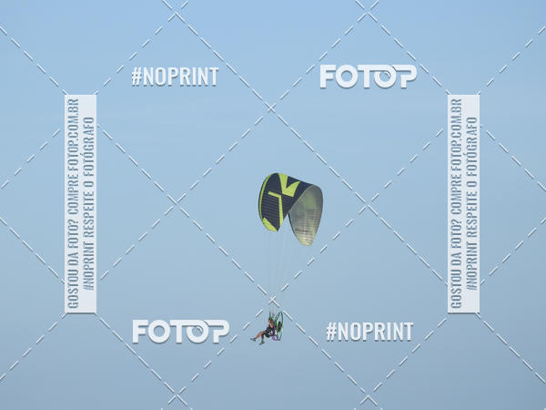 Compra tus fotos del eventoRecorde Mundial de Paramotor em Itanham En Fotop
