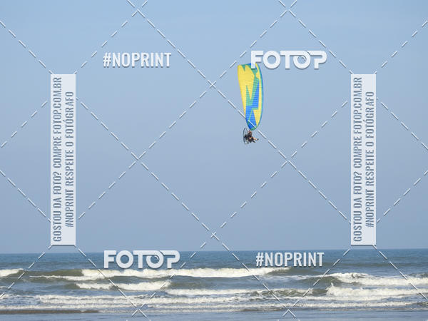 Compra tus fotos del eventoRecorde Mundial de Paramotor em Itanham En Fotop