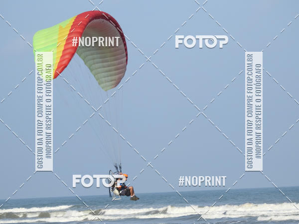 Compra tus fotos del eventoRecorde Mundial de Paramotor em Itanham En Fotop