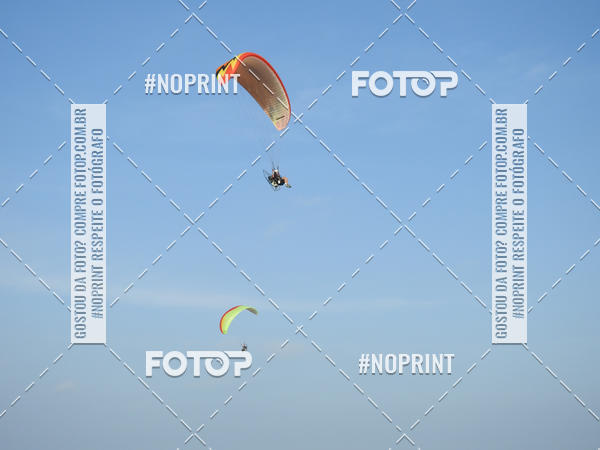Compra tus fotos del eventoRecorde Mundial de Paramotor em Itanham En Fotop