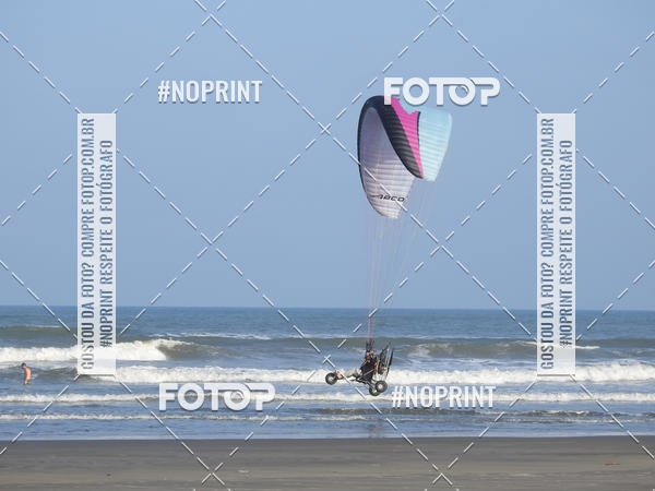 Achetez vos photos de l'vnementRecorde Mundial de Paramotor em Itanham sur Fotop