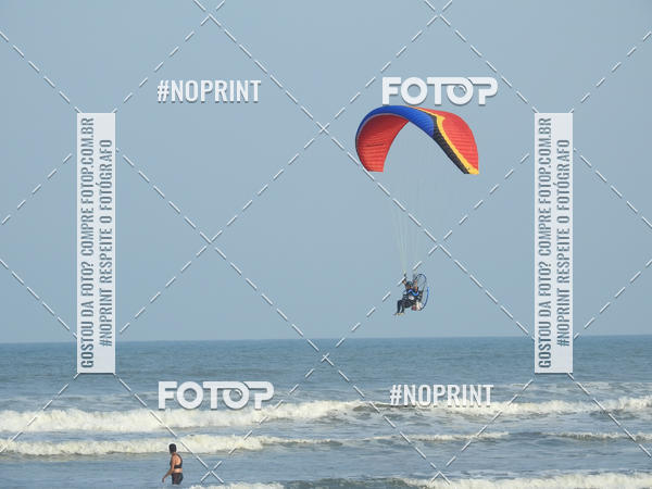 Achetez vos photos de l'vnementRecorde Mundial de Paramotor em Itanham sur Fotop